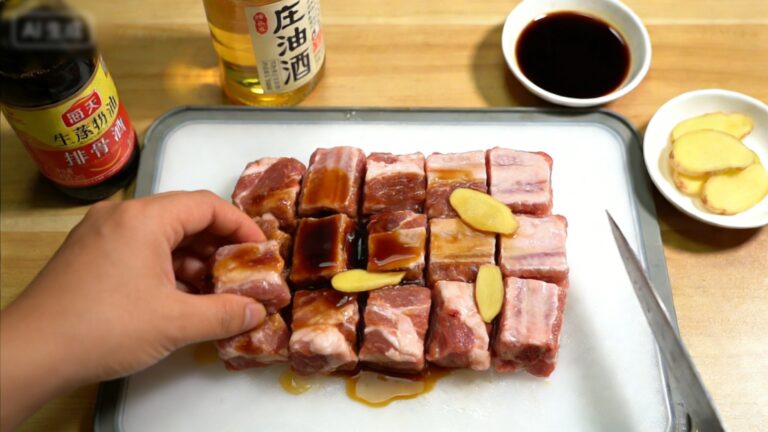 Air-fry ribs for a crispy exterior and tender interior – no mistakes!